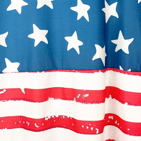 NWOT For G and PL American Flag Twist Knot Short Sleeve Top--2XL - Picture 10 of 14